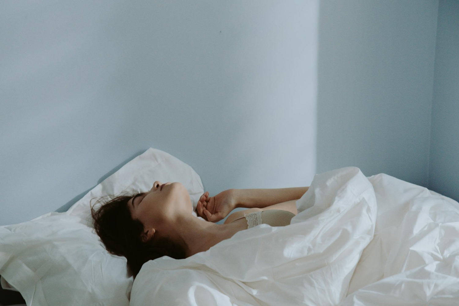 femme dort profondement